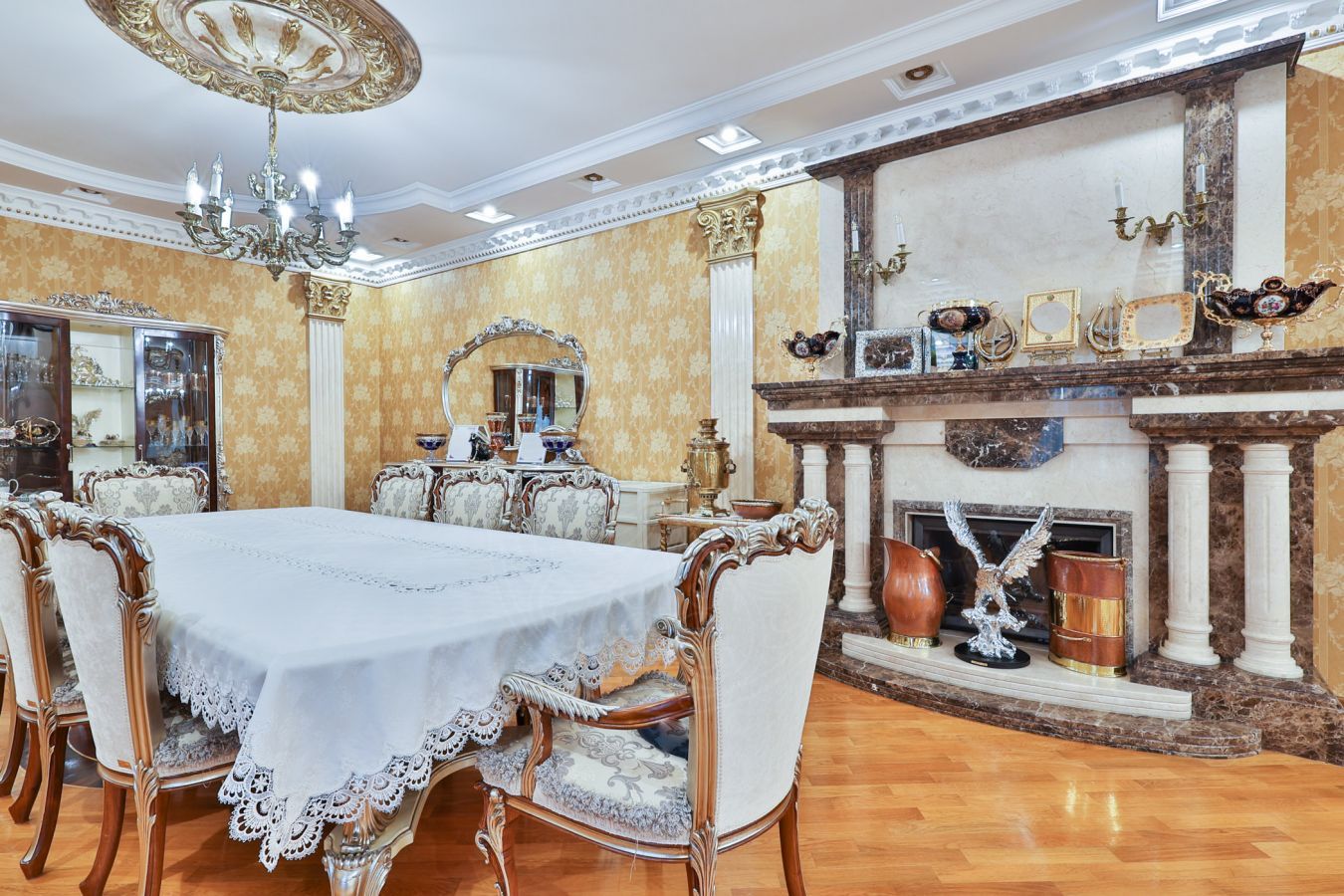 Классический особняк в Ромашково
