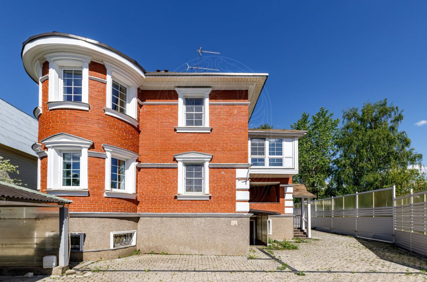 Продажа Дом 258 м² на участке 7 сот. в