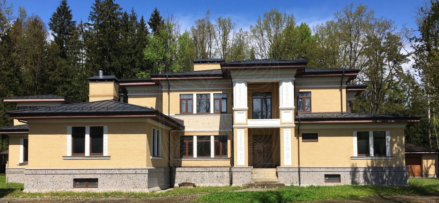 Продажа Дом 1000 м² на участке 25 сот. в Семенково