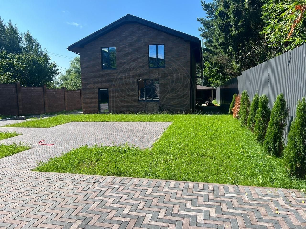 Продажа Дом 240 кв.м. - фото 2