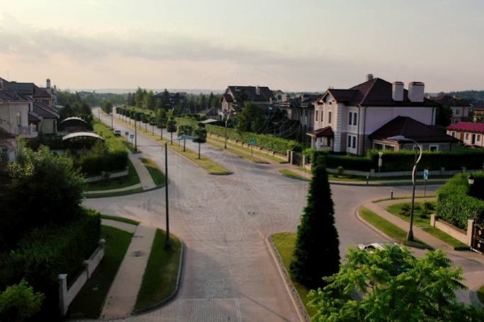 Новый дом под отделку на небольшом участке в Миллениум Парке - фото 6