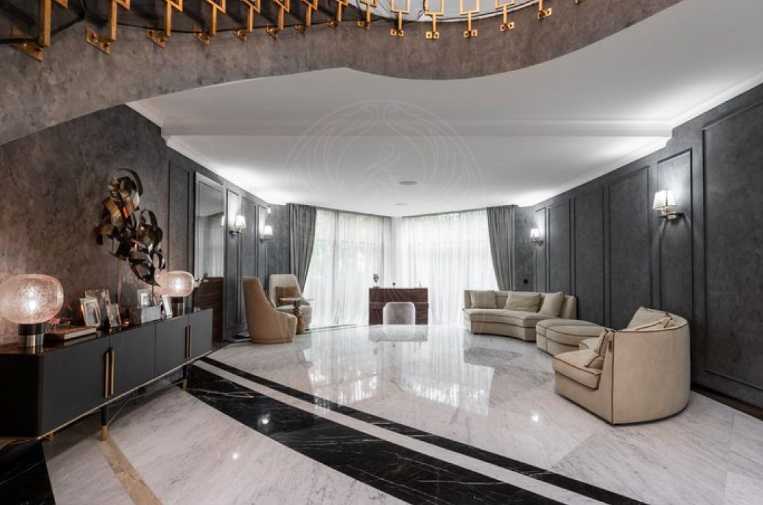 Коттедж с отделкой в стиле Ar Deco с бассейном в Большом Сареево - фото 6