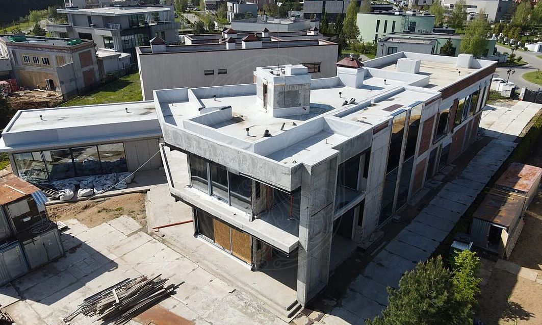 Современный дом с бассейном в КП Резиденции Березки - фото 5