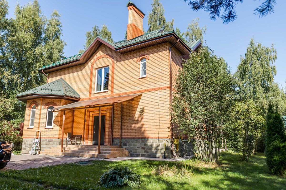 Продажа Дом 370 м² на участке 15.7 сот. в Пенаты