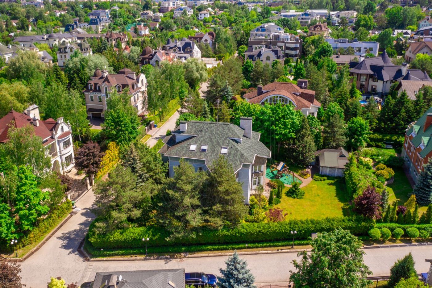 Продажа Дом 630 м² на участке 15 сот. в Береста