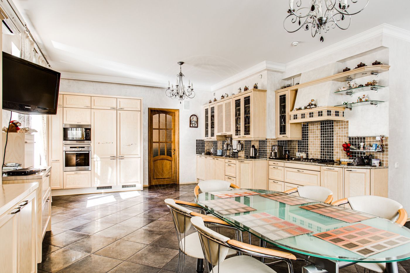 Продажа Дом 1430 м² на участке 190 сот. в Благодать - фото 2
