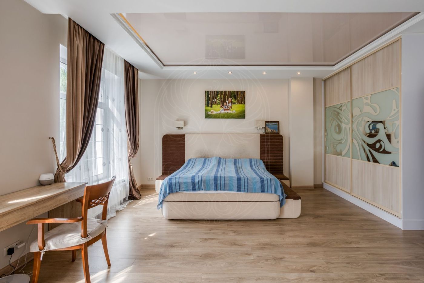 Продажа Дом 286 м² на участке 5.5 сот. в КП Европа-3 - фото 2