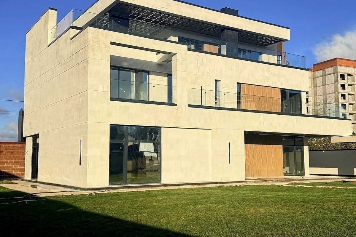 Продажа Дом 630 м² на участке 12 сот. в Прозорово