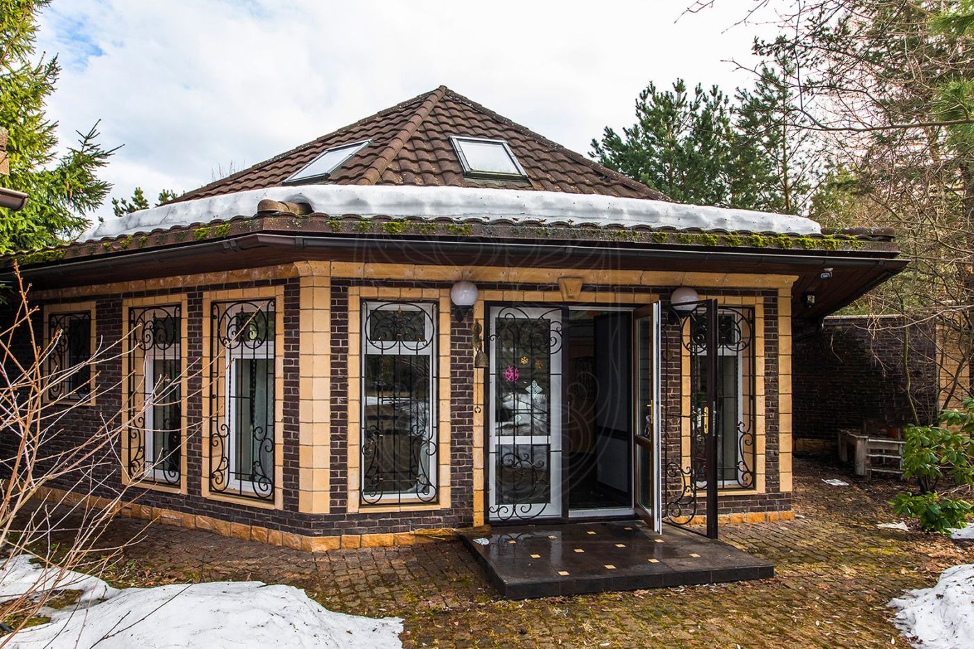 Продажа Дом 1000 м² на участке 24 сот. в Нива - фото 2