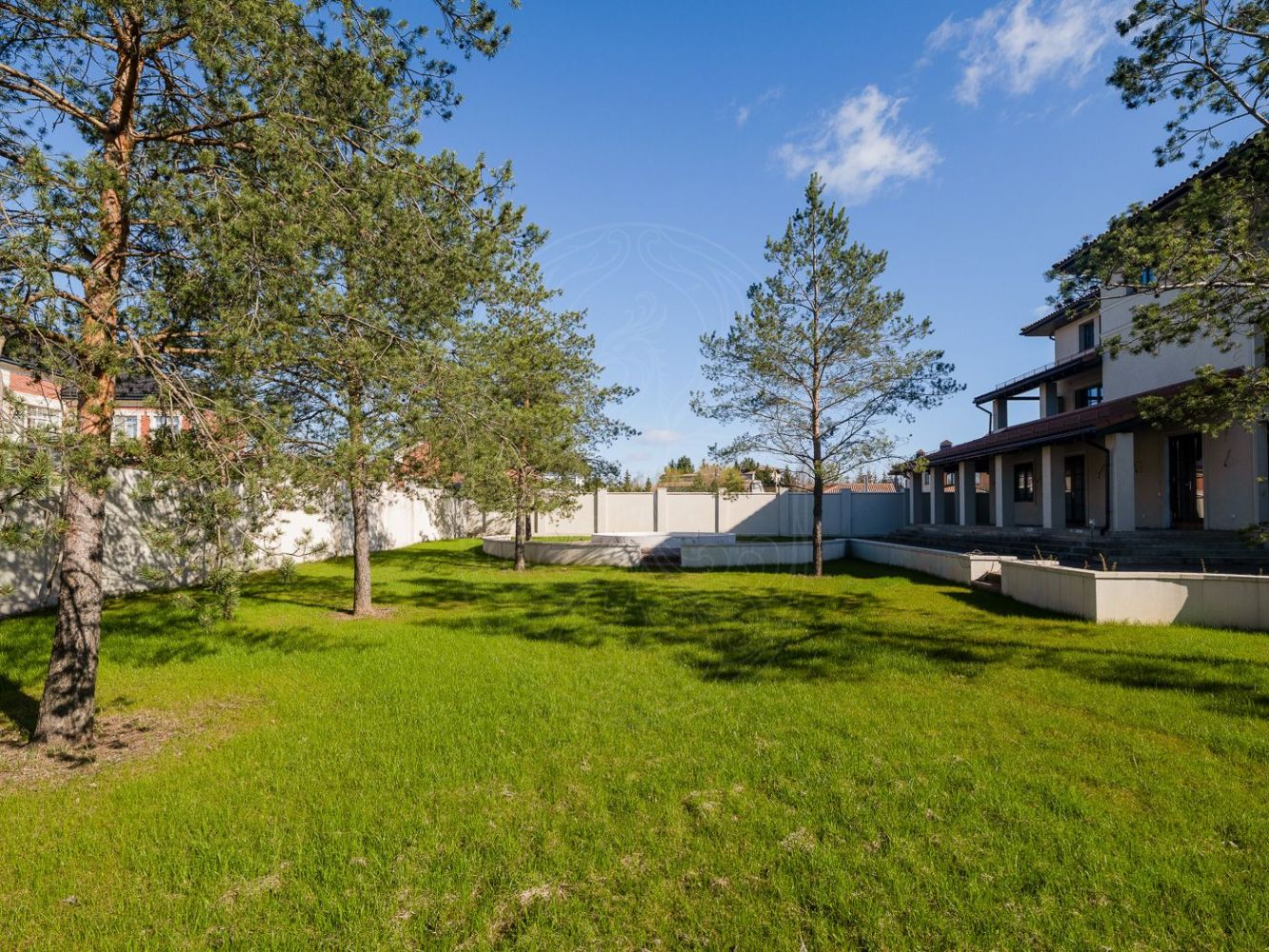 Продажа Дом 845 м² на участке 16 сот. в Маленькая Италия - фото 3