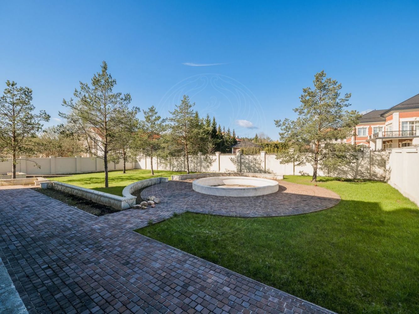 Продажа Дом 845 м² на участке 16 сот. в Маленькая Италия - фото 4