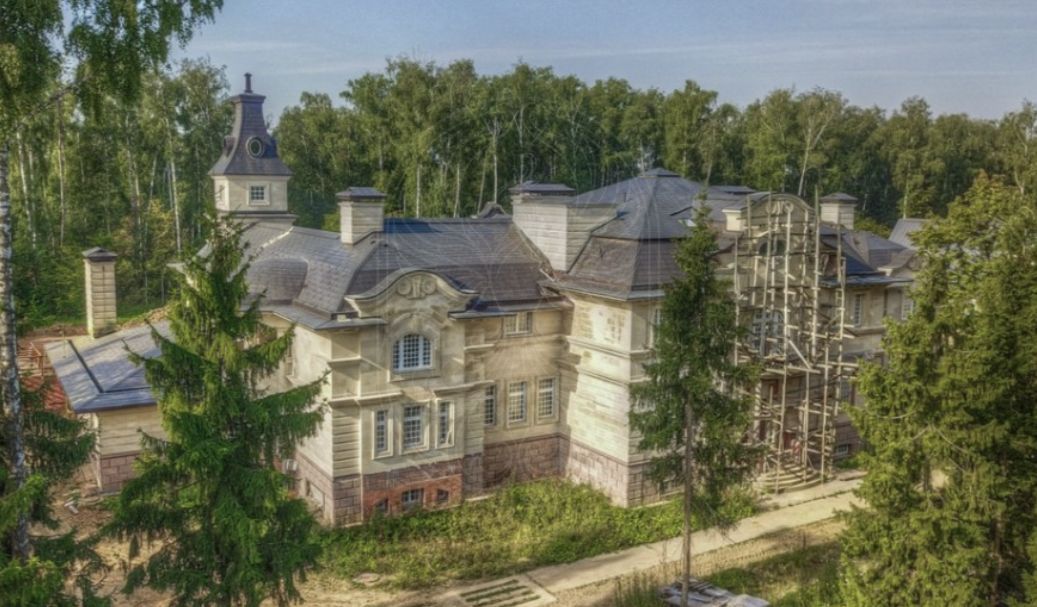 Резиденция  в КП Успенский Лес
