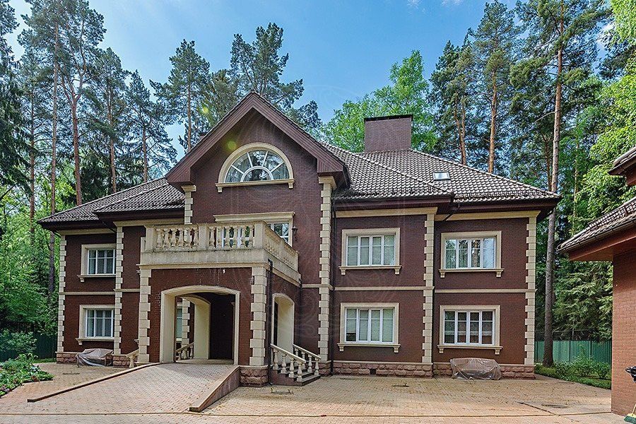 Замечательный дом в классическом стиле. - фото 3