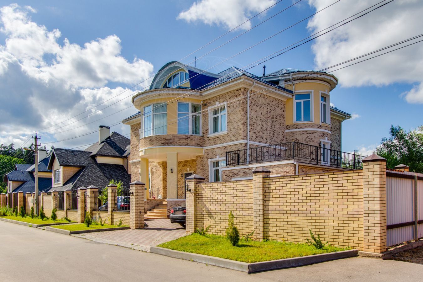 Дом в КП Полесье под ключ с мебелью - фото 2